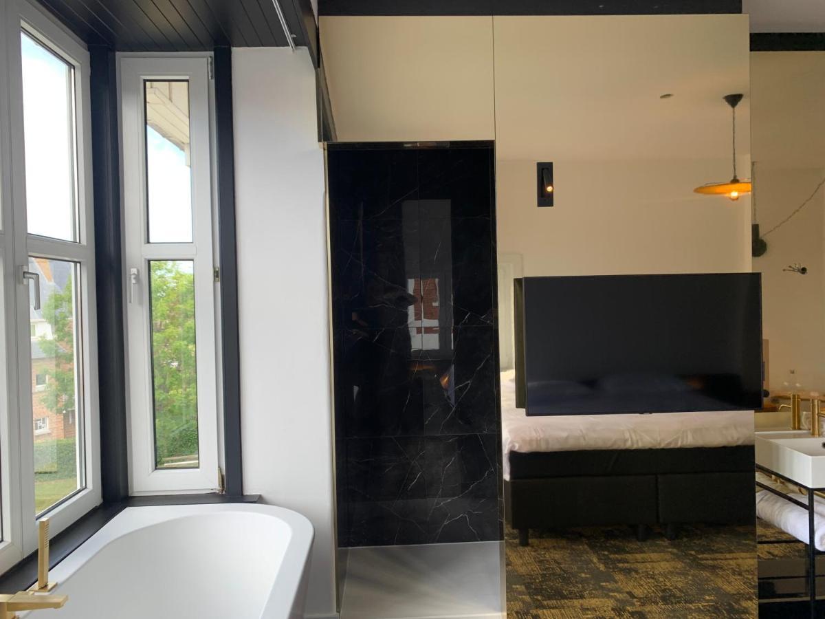 Bed & Breakfast Maison Noire Westende-Bad Incl Parking & Ontbijt Middelkerke Buitenkant foto