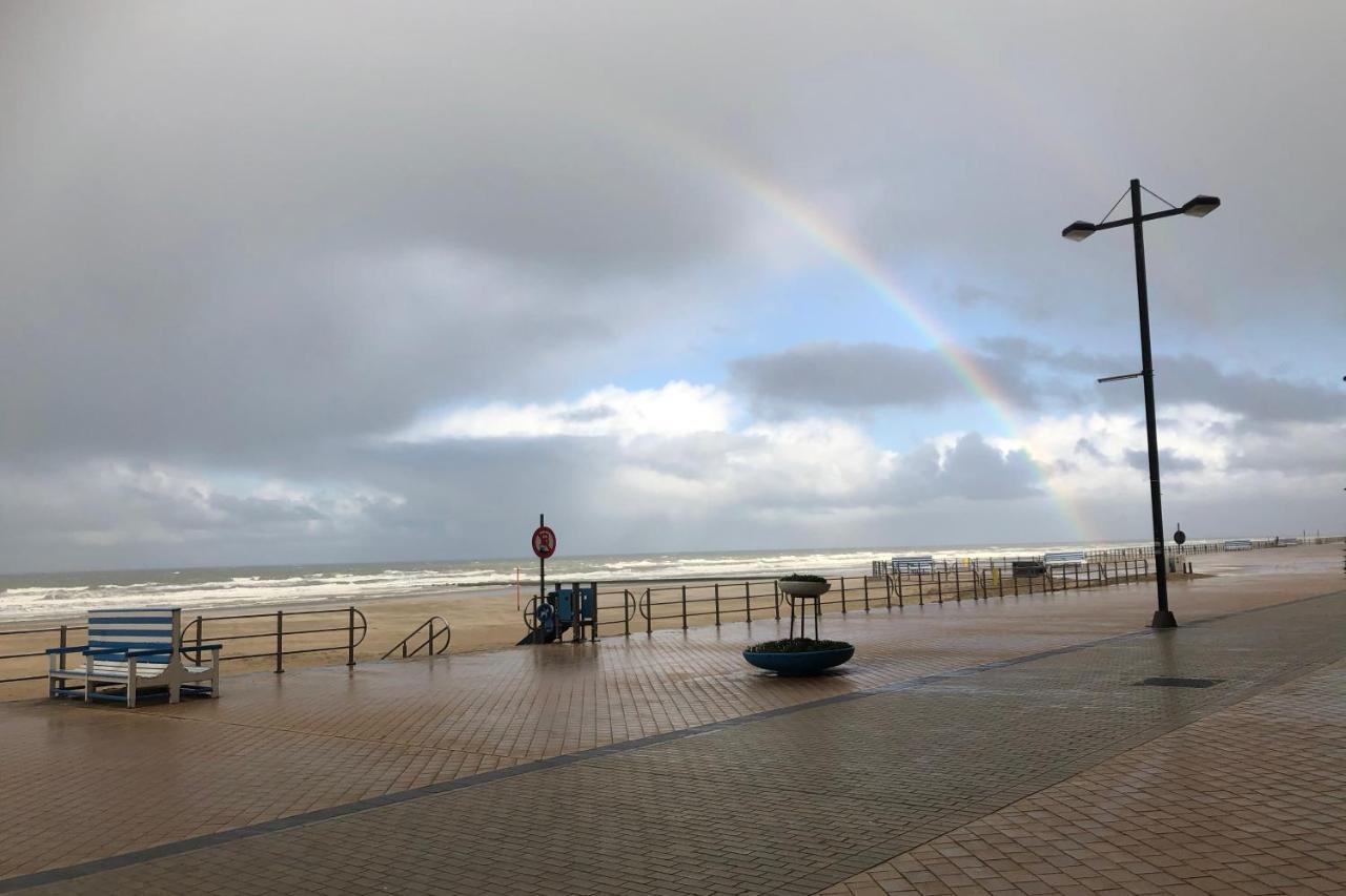 Bed & Breakfast Maison Noire Westende-Bad Incl Parking & Ontbijt Middelkerke Buitenkant foto